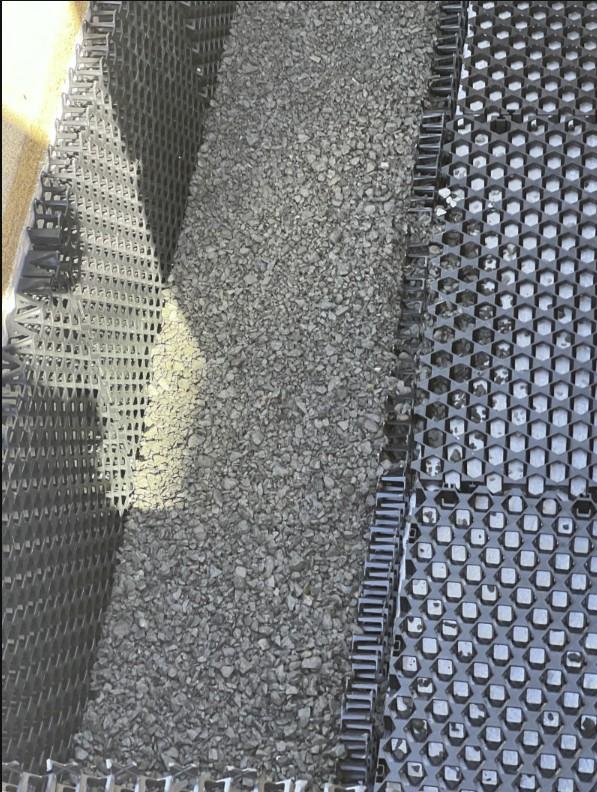 Drainage cells and aggregate installed in planter box